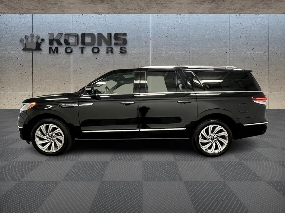 2023 Lincoln Navigator Photo in Bethesda, MD 20814