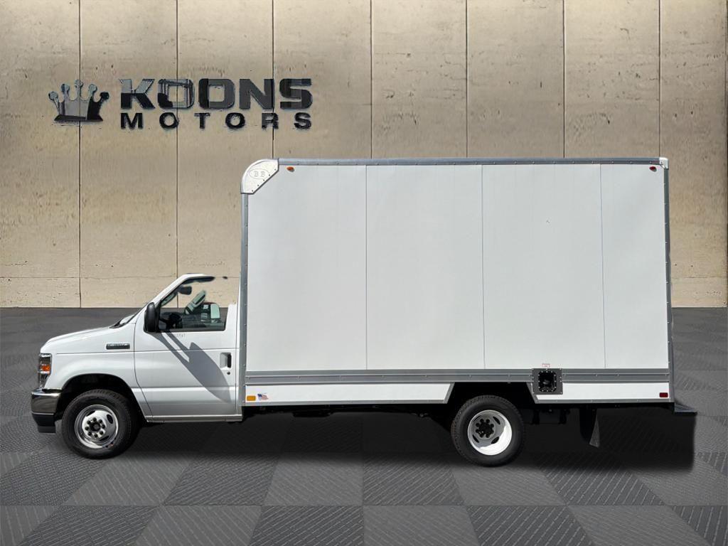 2027 Ford E-350SD Photo in Silver Spring, MD 20904