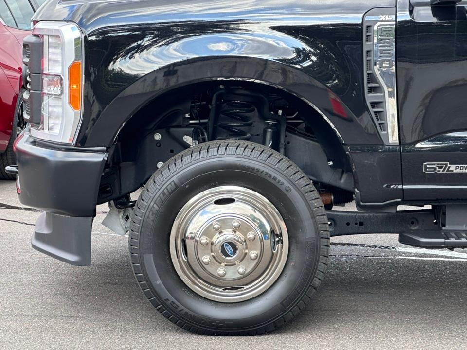 2023 Ford F-350 Super Duty Photo in Silver Spring, MD 20904