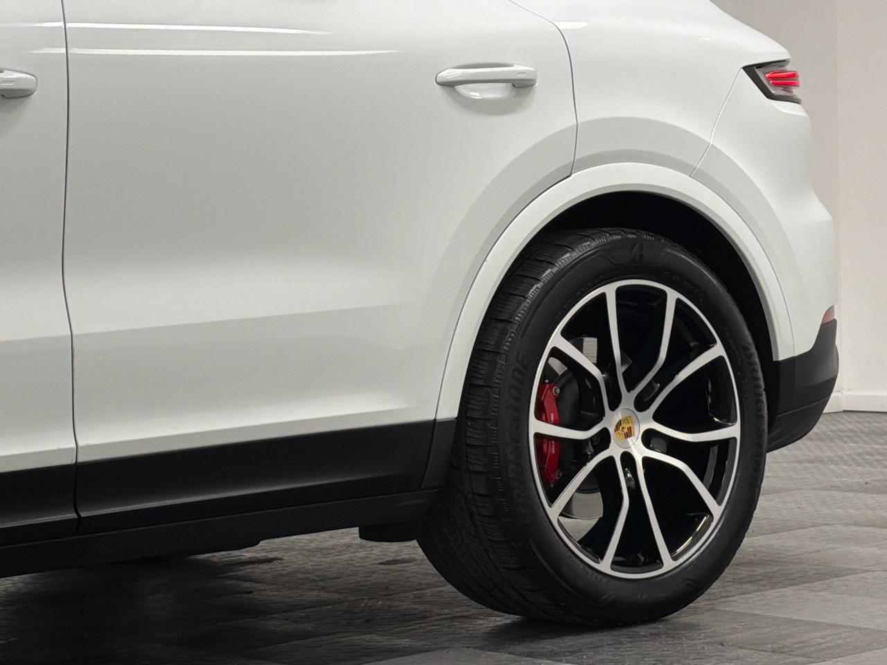 2024 Porsche Cayenne Photo in Silver Spring, MD 20904