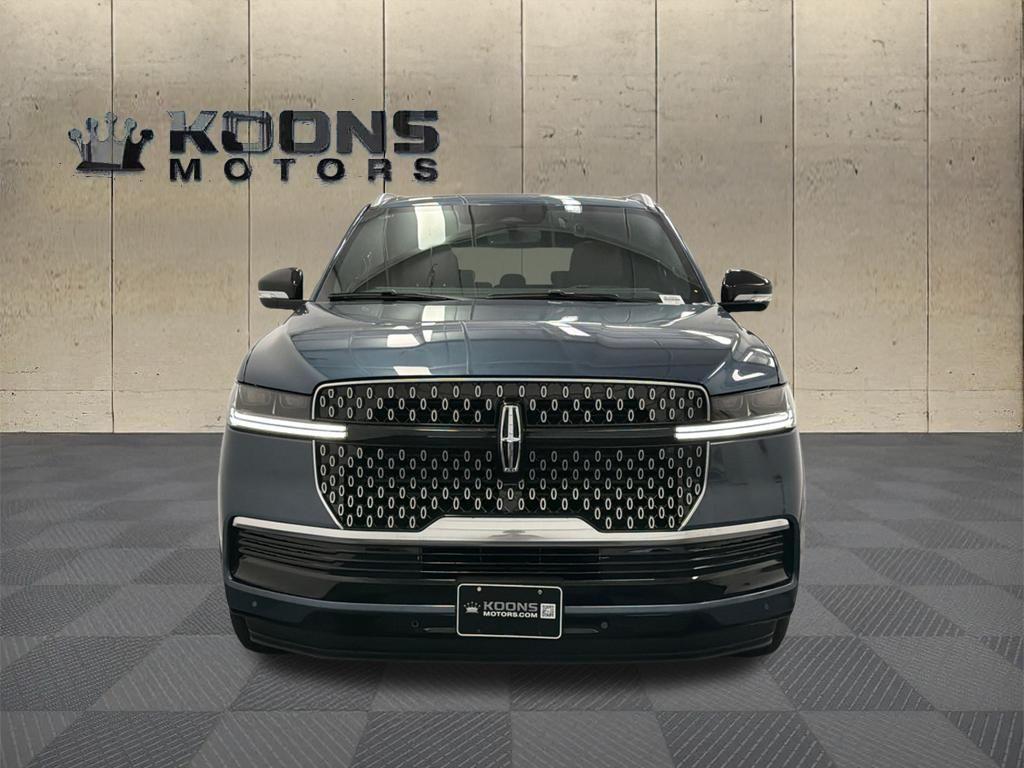 2027 Lincoln Navigator Photo in Bethesda, MD 20814