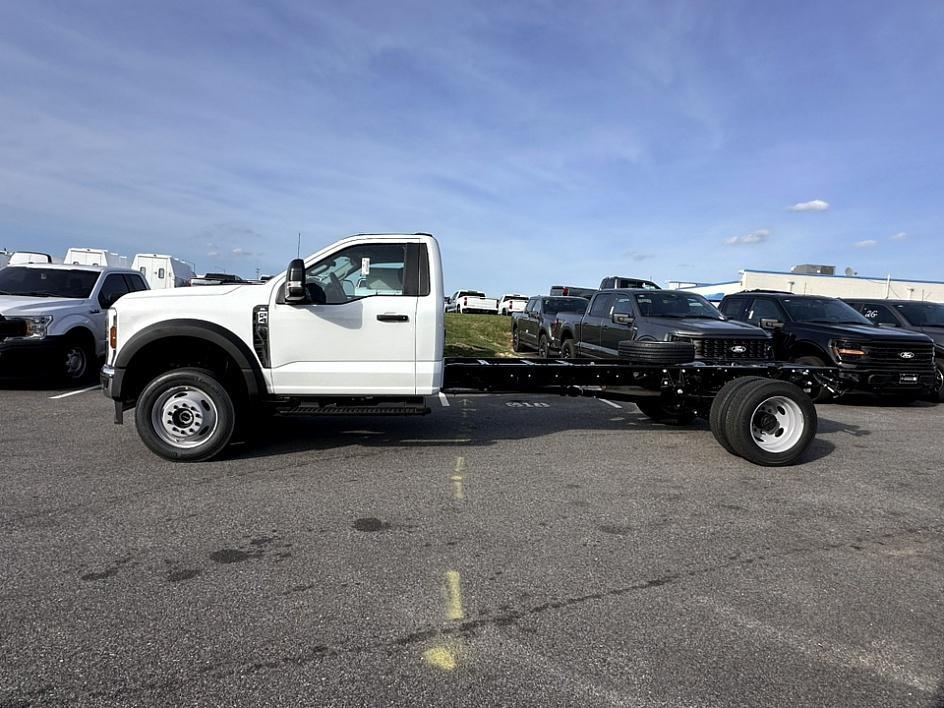 2025 Ford F-450 Photo in Silver Spring, MD 20904