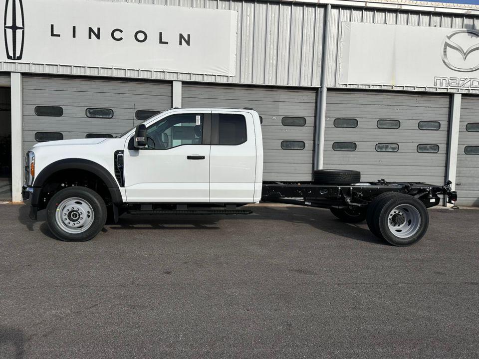 2025 Ford F-550 Photo in Silver Spring, MD 20904