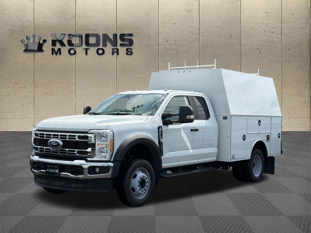 2025 Ford F-450 Photo in Silver Spring, MD 20904