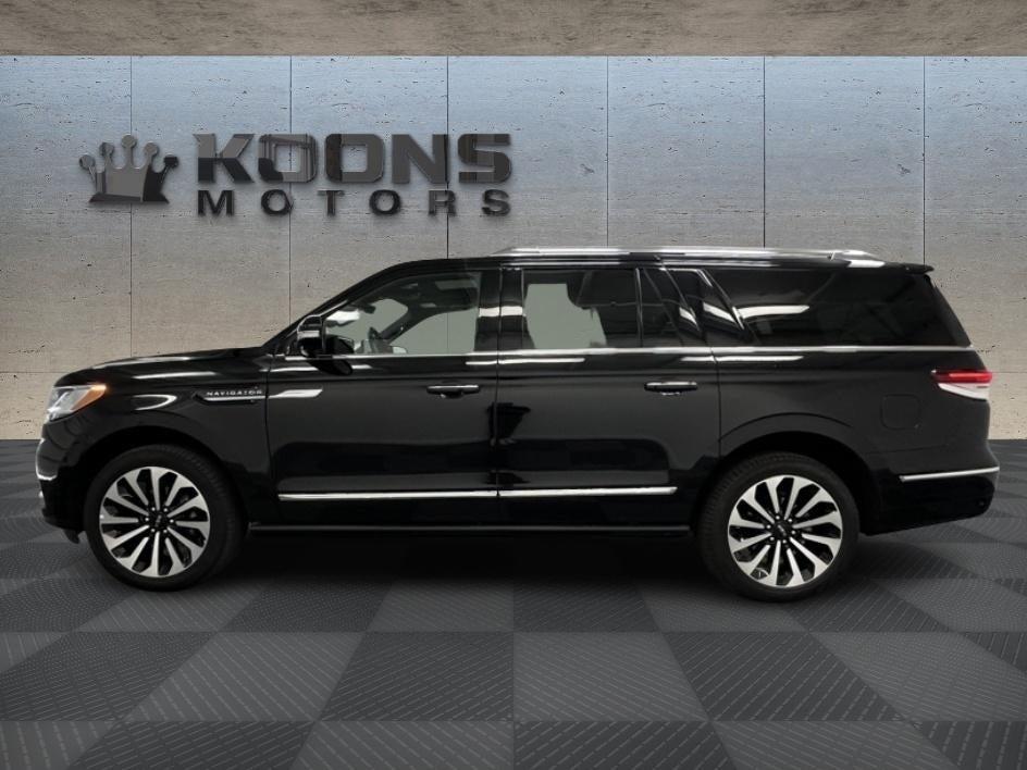 2024 Lincoln Navigator Photo in Bethesda, MD 20814