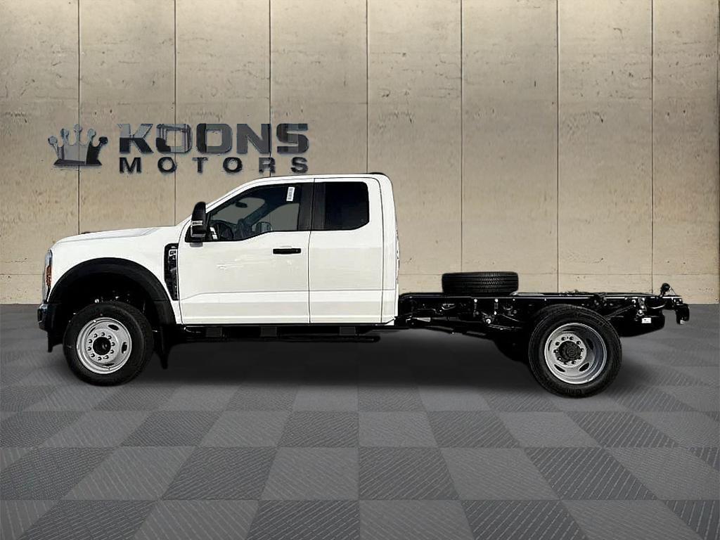 2025 Ford F-450 Photo in Silver Spring, MD 20904