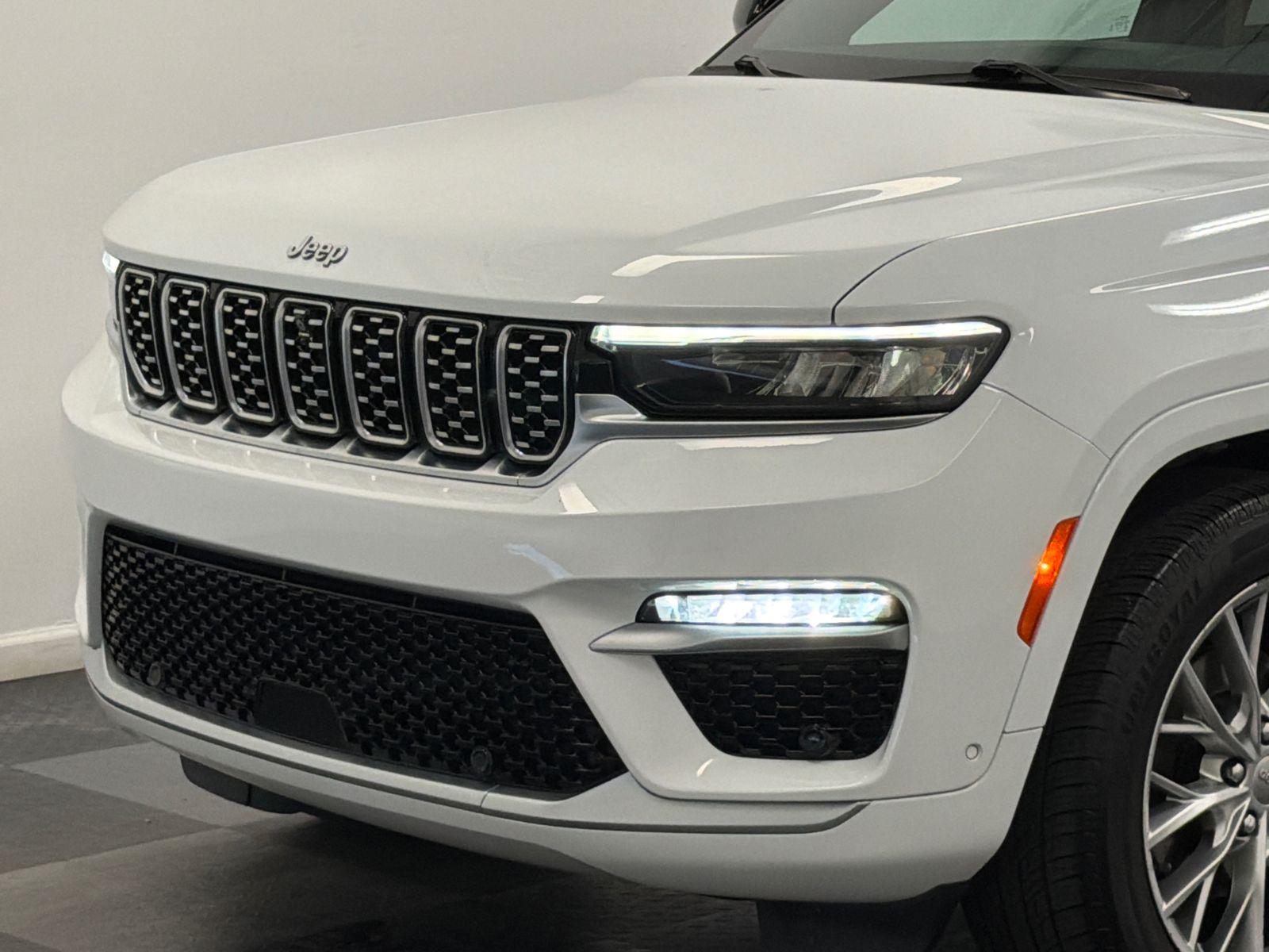 2022 Jeep Grand Cherokee Photo in Bethesda, MD 20814
