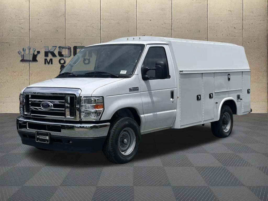 2024 Ford E-350SD Photo in Silver Spring, MD 20904