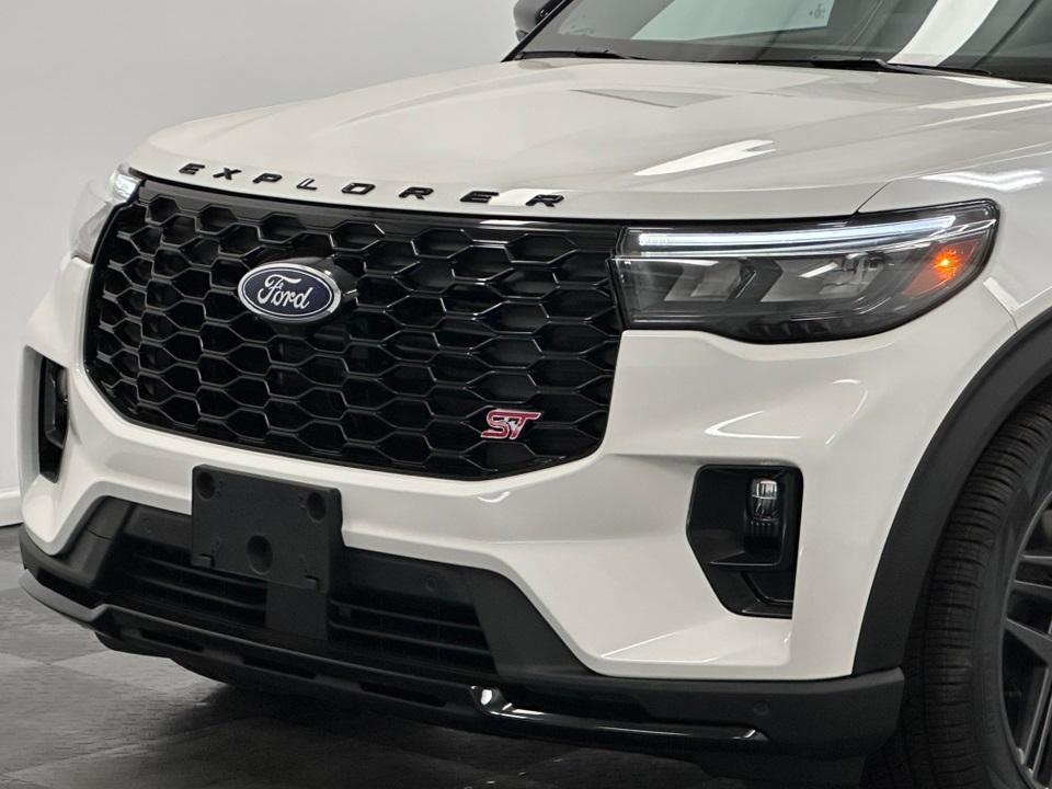 2025 Ford Explorer Photo in Silver Spring, MD 20904