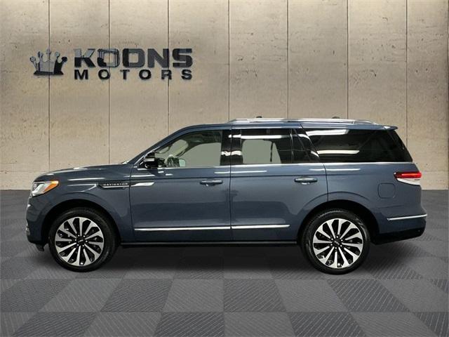 2022 Lincoln Navigator Photo in Bethesda, MD 20814