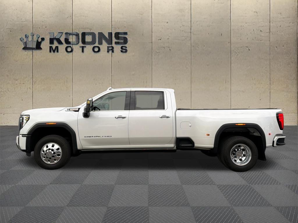 2024 GMC Sierra 3500HD Photo in Bethesda, MD 20814