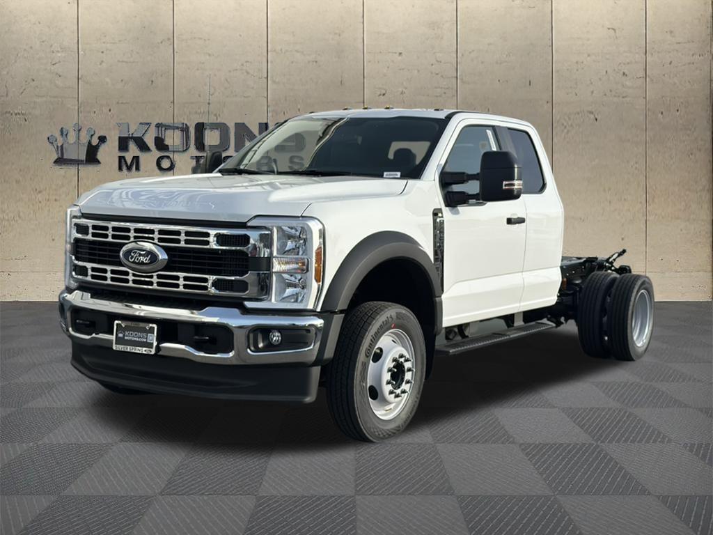 2025 Ford F-450 Photo in Silver Spring, MD 20904