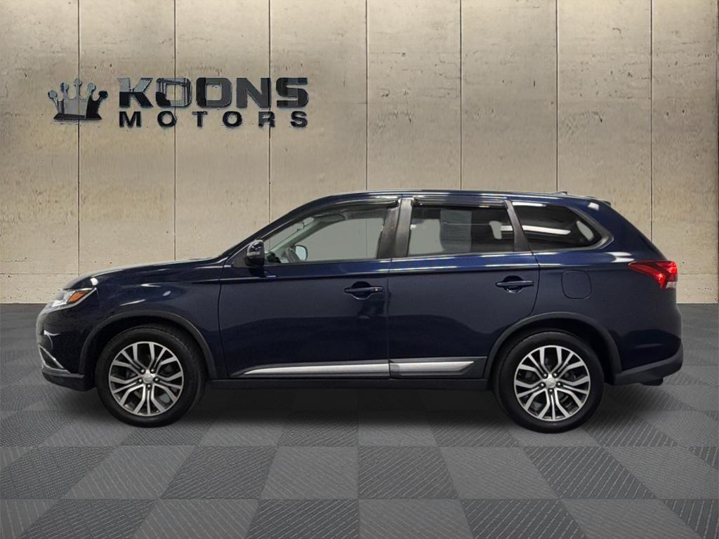 2017 Mitsubishi Outlander Photo in Silver Spring, MD 20904