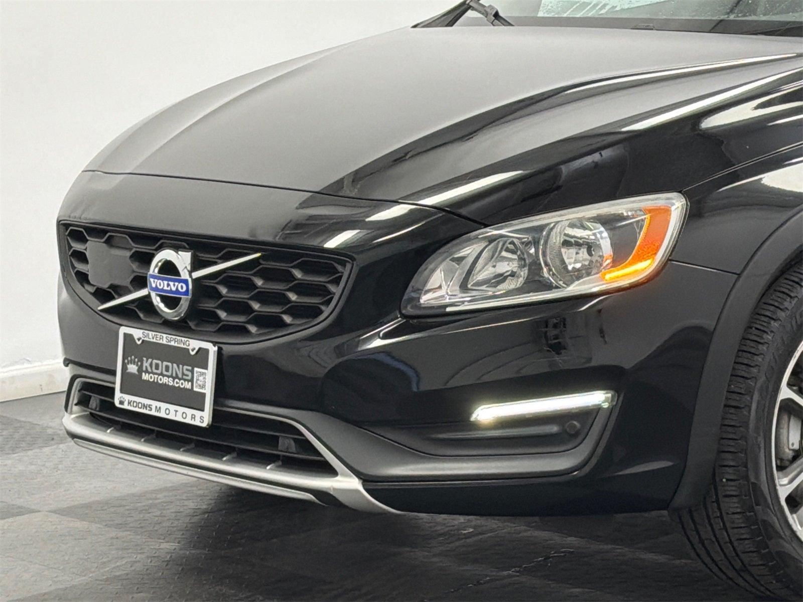 2015 Volvo V60 Cross Country Photo in Silver Spring, MD 20904