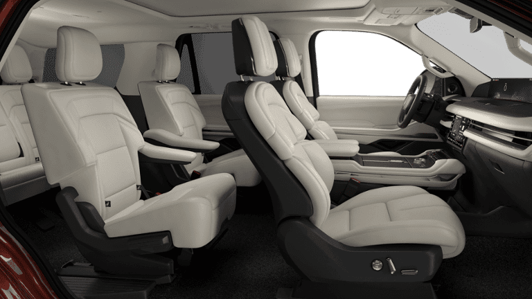 2027 Lincoln Navigator Photo in Bethesda, MD 20814