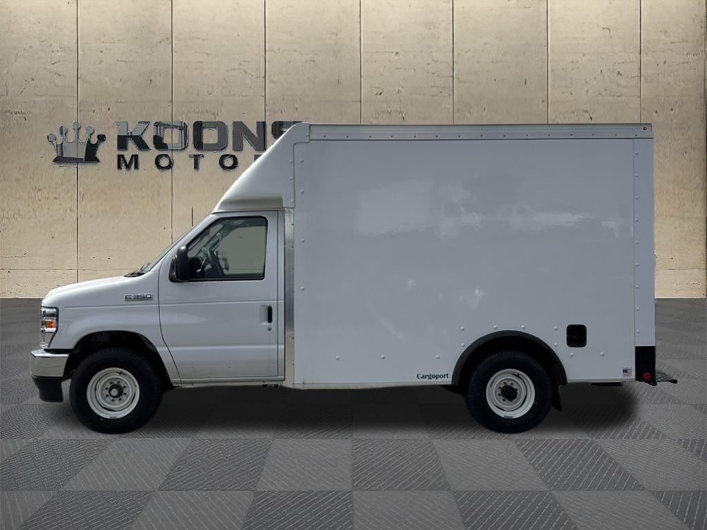 2025 Ford E-350SD Photo in Silver Spring, MD 20904