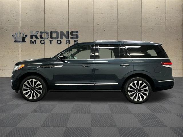 2022 Lincoln Navigator Photo in Bethesda, MD 20814